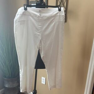 New York & Company White Ankle Capri Pants